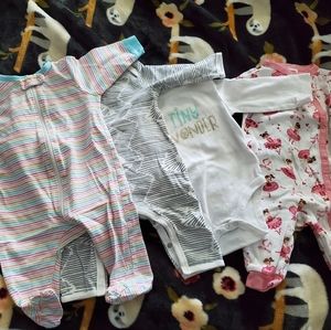 Baby girl clothing lot 0-3 months